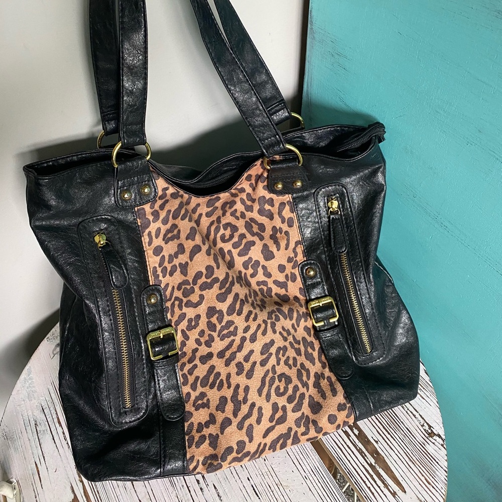 Black and leopard purse